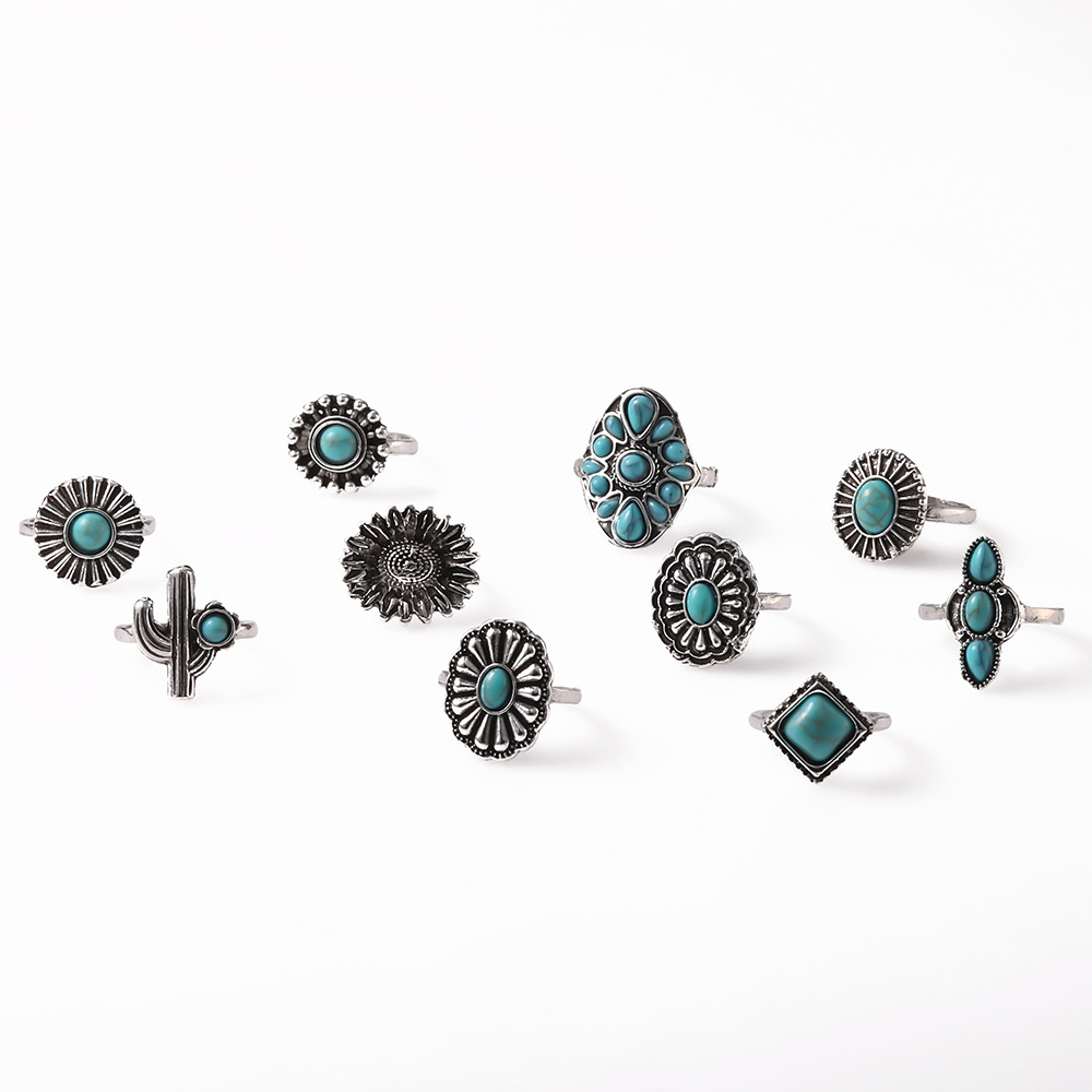 Bohemian Turquoise 10-Piece Ring Set: 10-piece ring set detail view