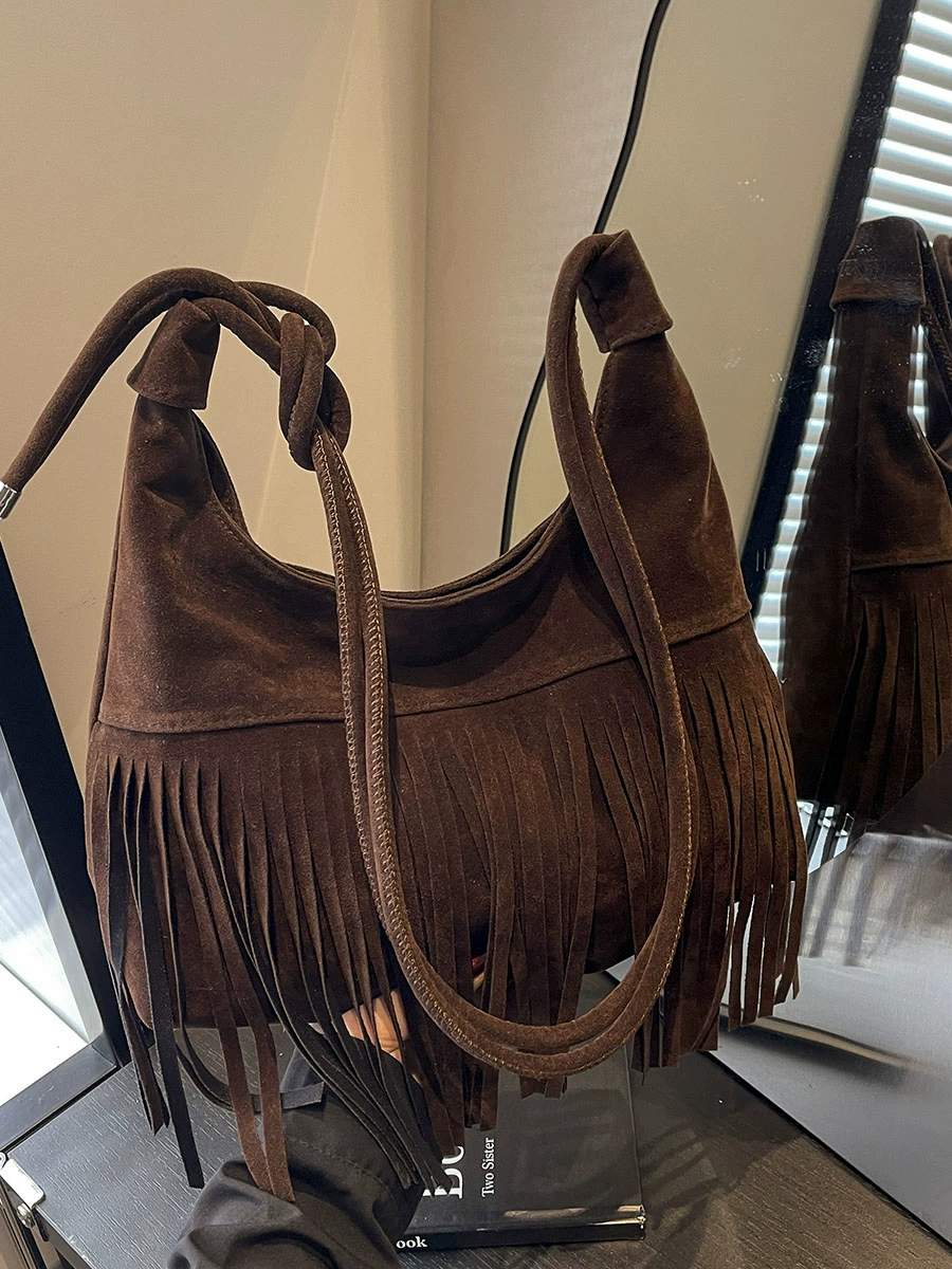 Brown Matte Tassel Crossbody Bag: casual day out scenario