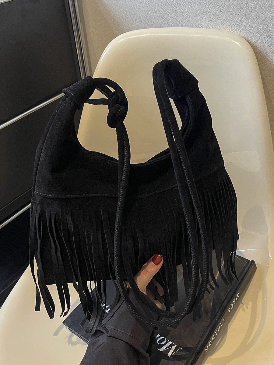 Brown Matte Tassel Crossbody Bag: evening gathering scenario