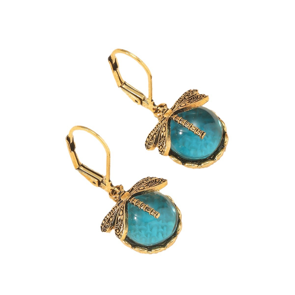Lvpai Dragonfly Green Crystal Pendant Earrings: bohemian pendant earrings detail
