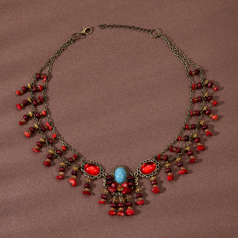 The East Palace Xiaofeng Exotic Style Forehead Ornament festival scene