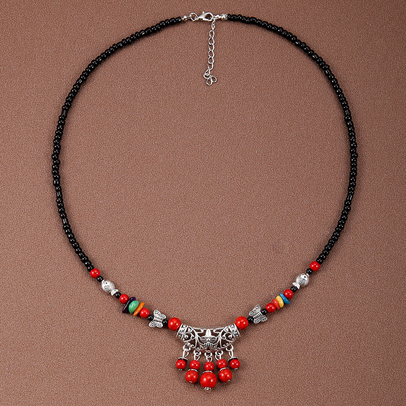 Tibetan Silver Tassel Dual-Use Forehead Ornament Necklace: collarbone chain detail